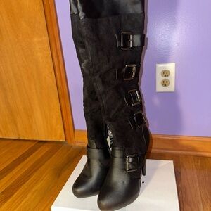 Stylish Black Buckle Knee-High Boots